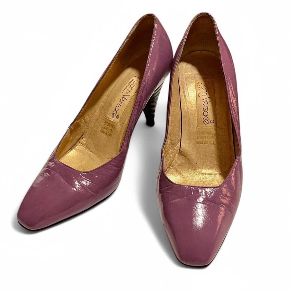 Vintage Gianni Versace Purple Pumps
